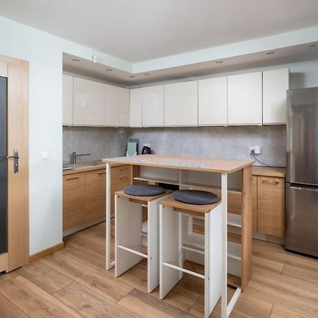 Apartament Albatros 75M Z Ogrodkiem Apartment Varşovia Exterior foto