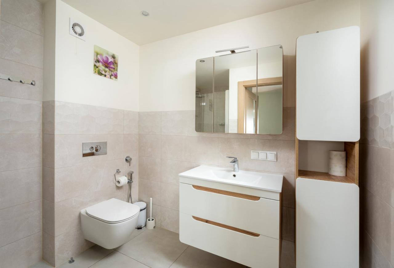 Apartament Albatros 75M Z Ogrodkiem Apartment Varşovia Exterior foto